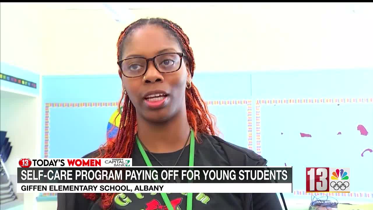 Albany teacher helping kids build confidence, style with fun fashion lessons